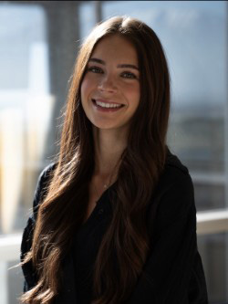 Headshot of Madeline Pickering