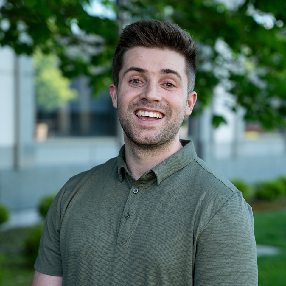 Headshot of Brandon Hiatt